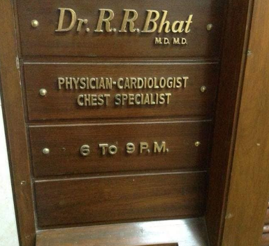 Dr. Ravikanth R Bhat